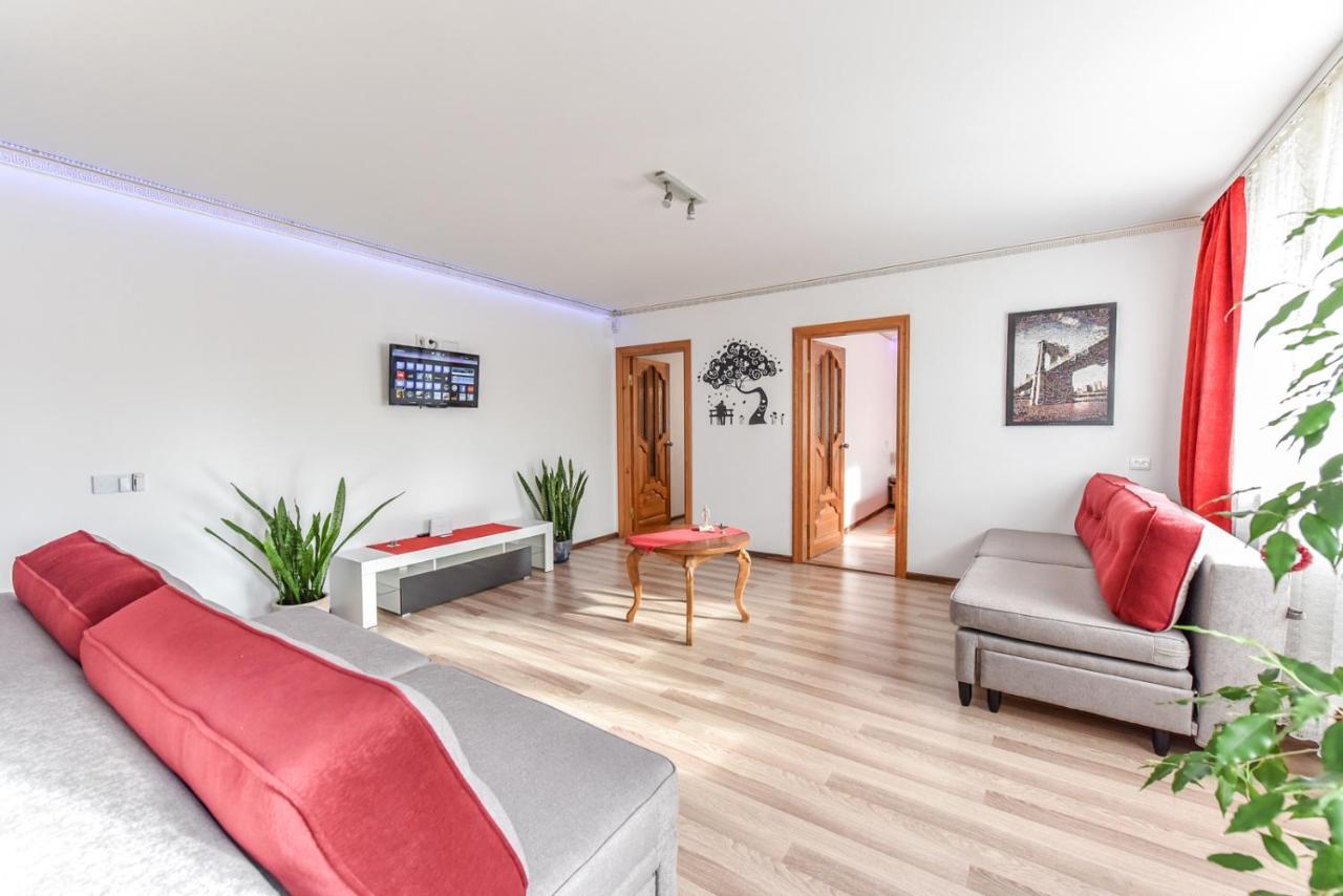 Neriesapartment No.2 Bedrooms Modern Suite In Centrum パランガ エクステリア 写真