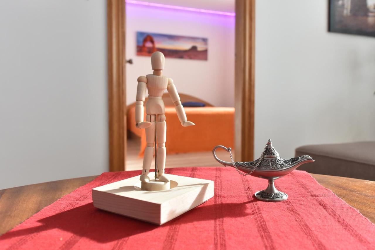 Neriesapartment No.2 Bedrooms Modern Suite In Centrum パランガ エクステリア 写真